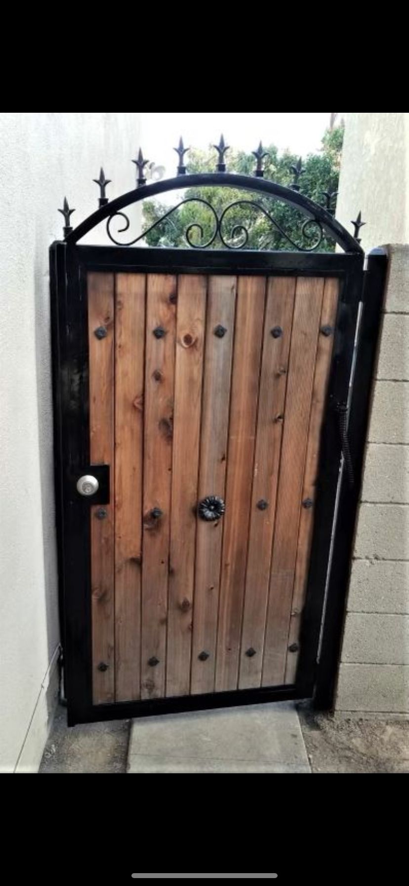 Professional gate service