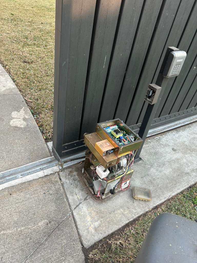 Gate intercom systems